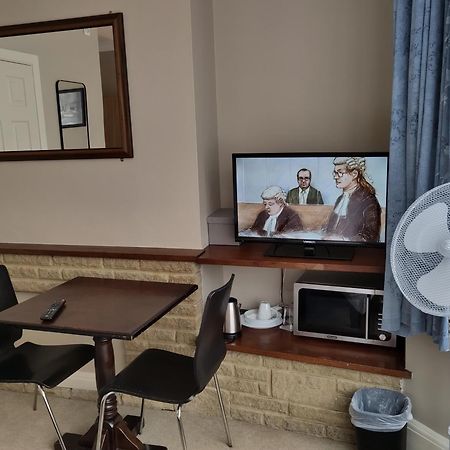 Amherst Guesthouse Редінг Екстер'єр фото