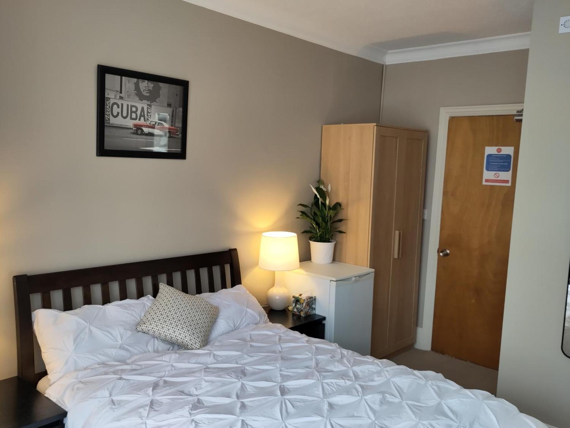 Amherst Guesthouse Редінг Екстер'єр фото