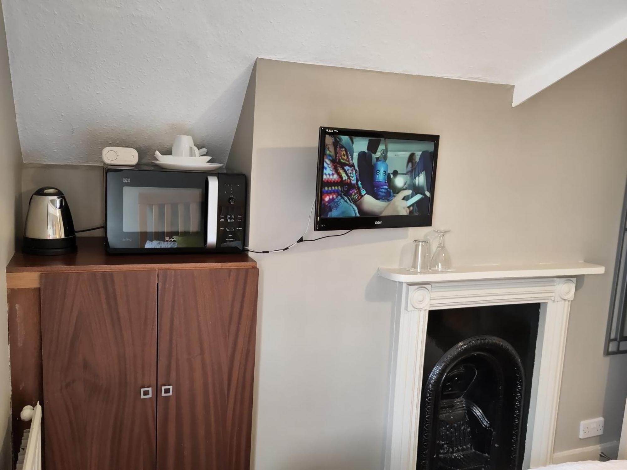 Amherst Guesthouse Редінг Екстер'єр фото