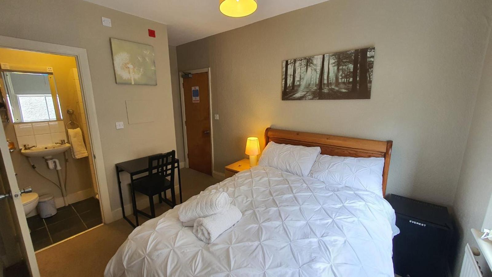 Amherst Guesthouse Редінг Екстер'єр фото