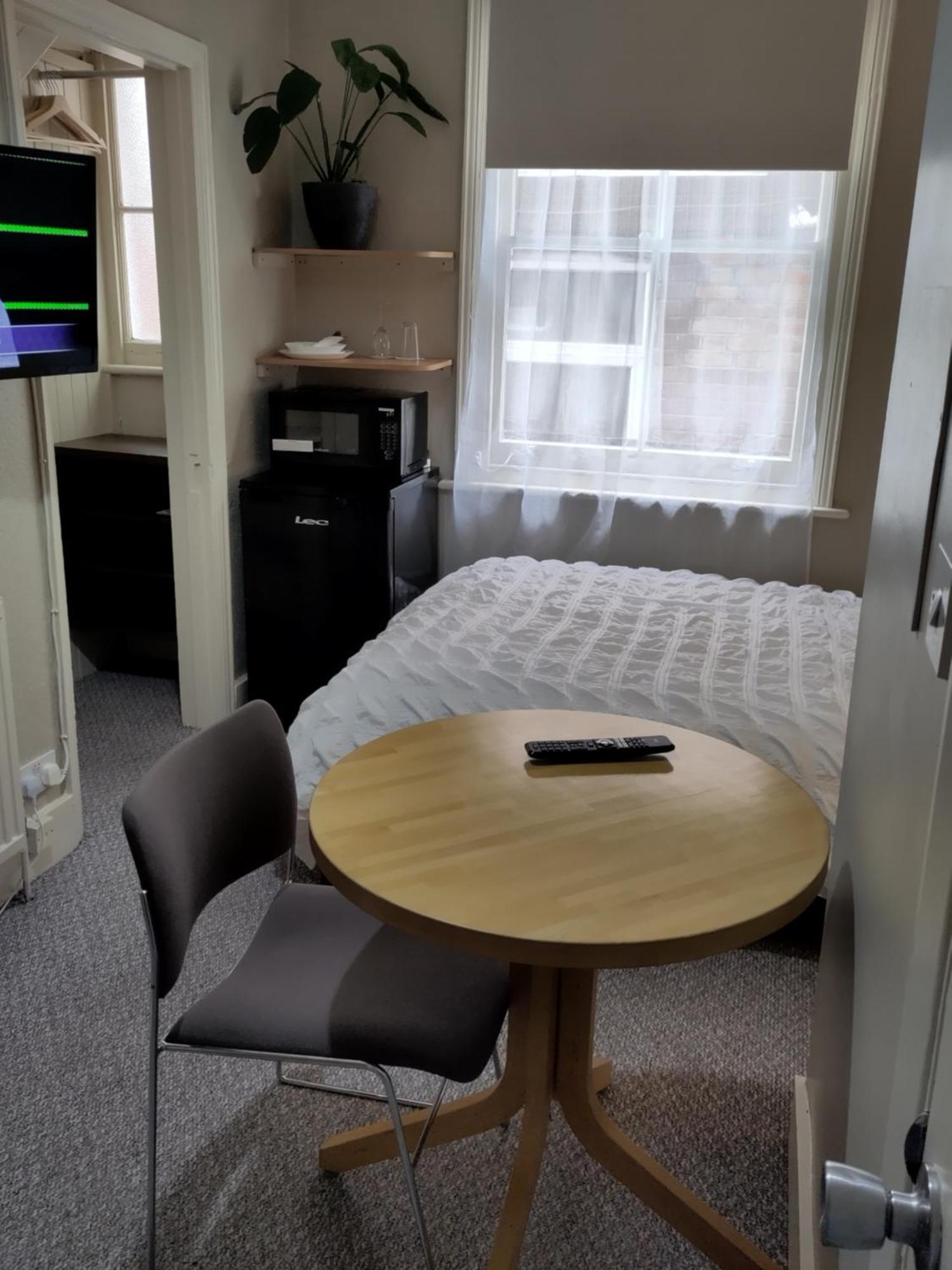 Amherst Guesthouse Редінг Екстер'єр фото